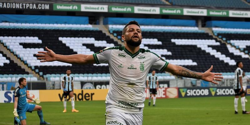 (Estevão Germano / América)