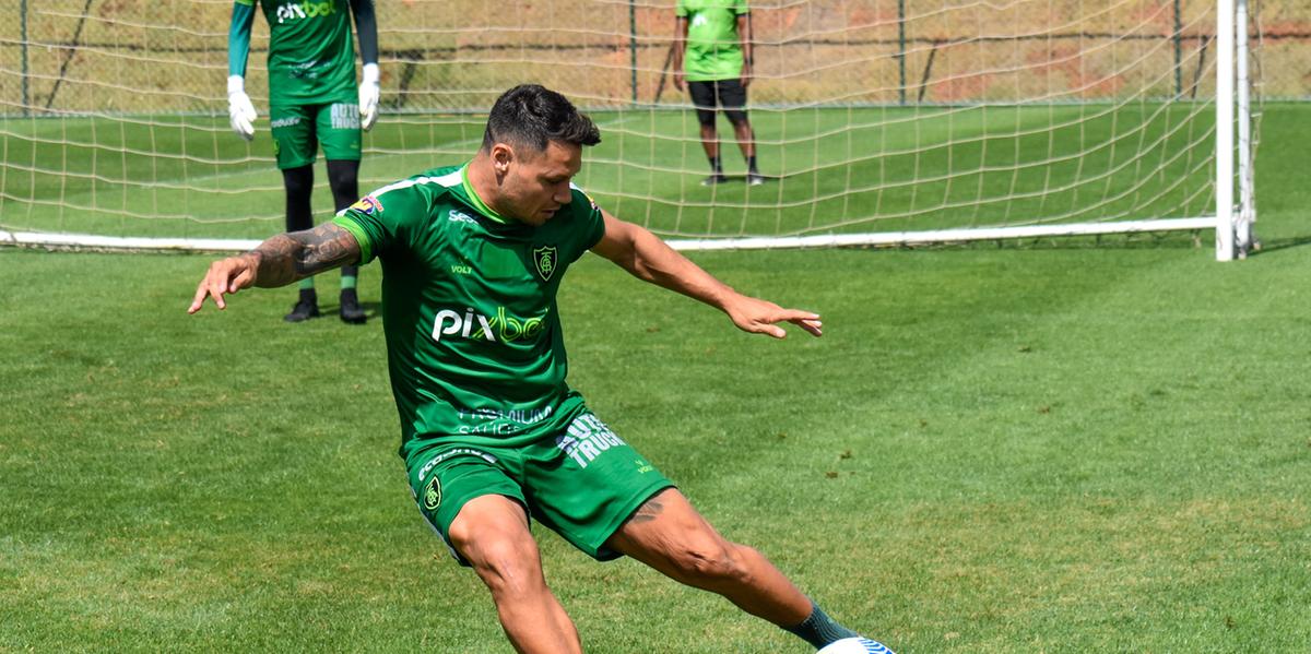 (João Zebral / América)