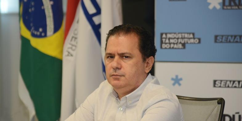 (Sebastião Jacinto Júnior)