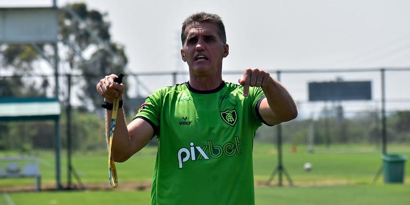  (João Zebral / América)