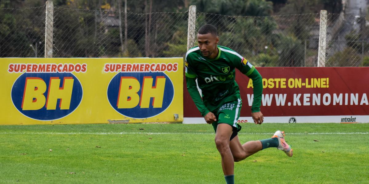 (João Zebral / América)