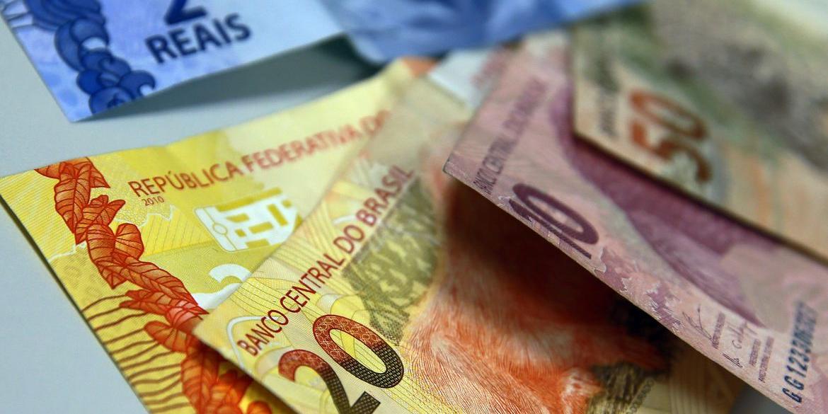 Abono salarial, malha fina do IR e até loterias têm quantias paradas
(Marcello Casal jr/Agência Brasil)