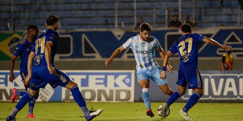 (Ricardo Chicarelli/ Londrina EC.)