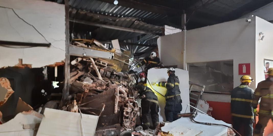 (Corpo de Bombeiros)