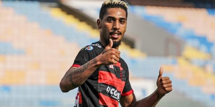 (Guilherme Drovas / Divulgação/Oeste)