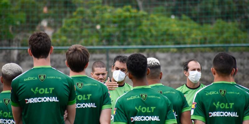 (João Zebral/América)