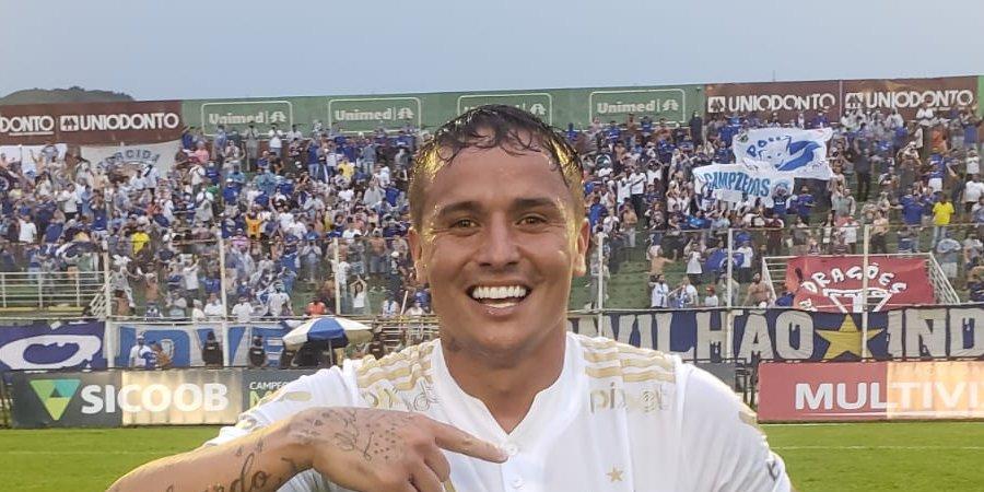 Atacante Edu marcou o gol da vitória da Raposa aos 51 minutos do segundo tempo (Marco Ferraz/Cruzeiro)