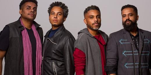 Grupo é composto por três irmãos, Wallace, Peterson e Weverson, e pelo amigo Leonardo Brito 