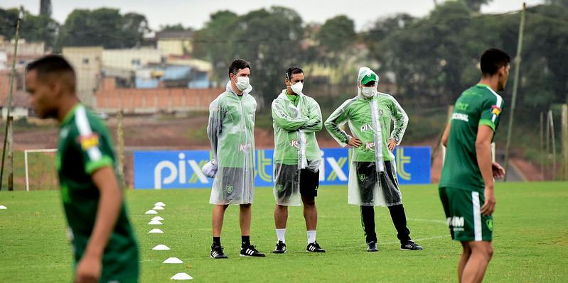  (Mourão Panda / América)