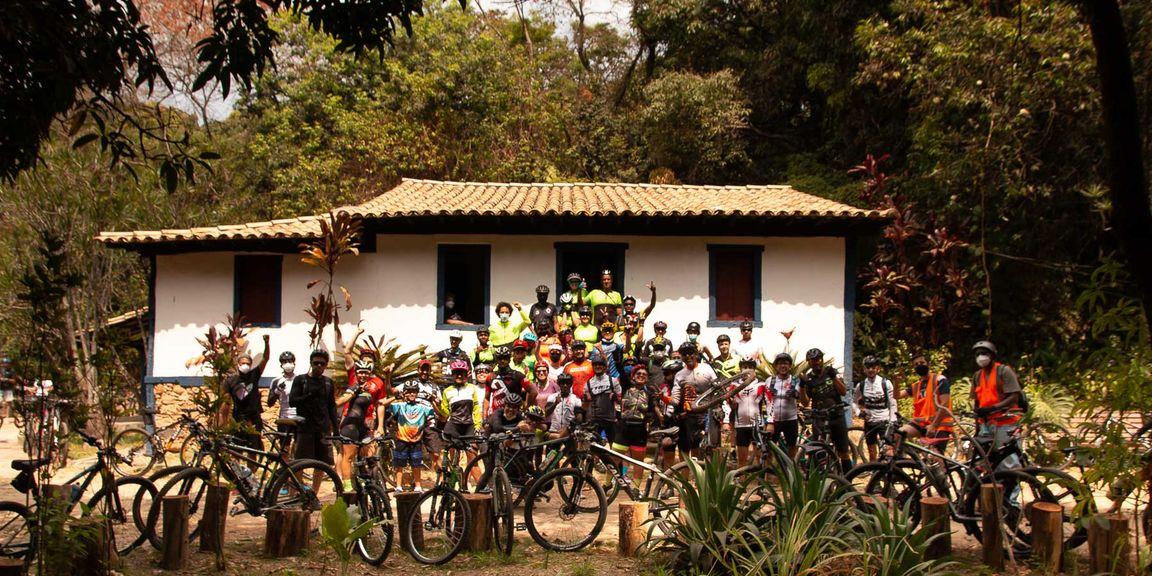 Ciclo-expedição organizada pelo grupo "Dê um Rolê em Contagem" (Foto: "Dê um Rolê em Contagem"/ Divulgação)