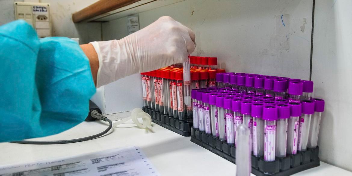 Doença que também acomete crianças tem alta chance de cura