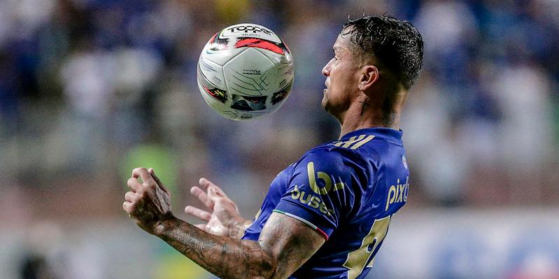 Edu marcou o primeiro dos cinco gols do Cruzeiro na vitória sobre o Sergipe (Staff Images)