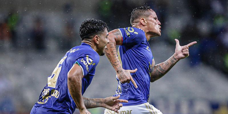 Gols de Edu foram decisivos para 10 pontos do Cruzeiro no Estadual e para encaminhar vitória na Copa do Brasil (Staff Images)