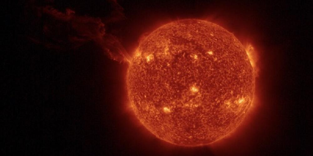 Sonda espacial Solar Orbiter registra a maior erupção do Sol já vista até hoje (Solar Orbiter / EUI Team / ESA & Nasa / Divulgação)