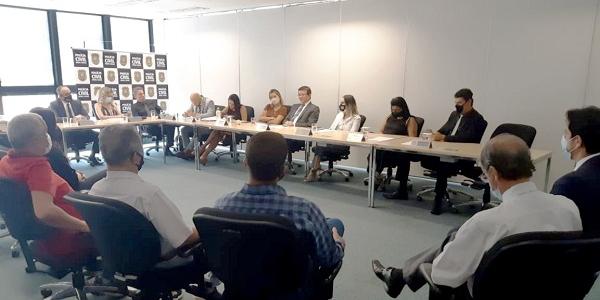 Reunião das entidades de classe das forças de segurança nesta sexta-feira (11) (Foto: Sindpol/ Divulgação)