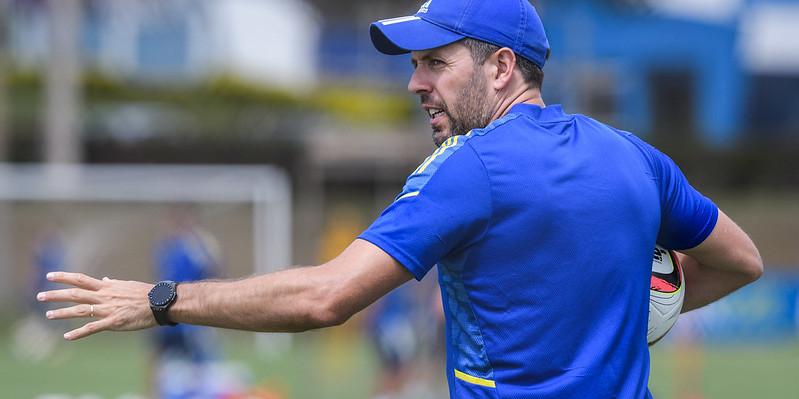 Técnico Paulo Pezzolano não poderá contar com volante Filipe Machado. Em contrapartida, Edu poderá estar de volta. (Foto: Gustavo Aleixo/Cruzeiro)