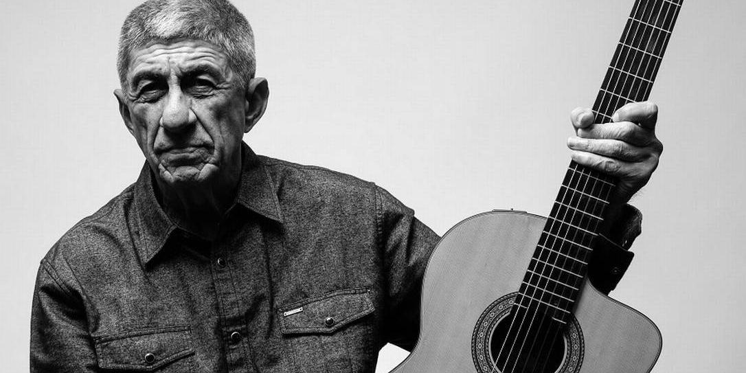 Cantor cearense estará acompanhado do violonista Cainã Cavalcante (Divulgaçaõ)