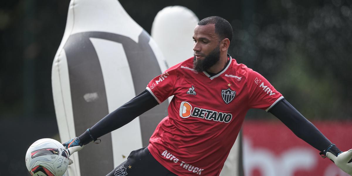 O titular da meta alvinegra ficou de fora dos dois últimos jogos em razão de pancadas no tórax (Pedro Souza / Atlético)