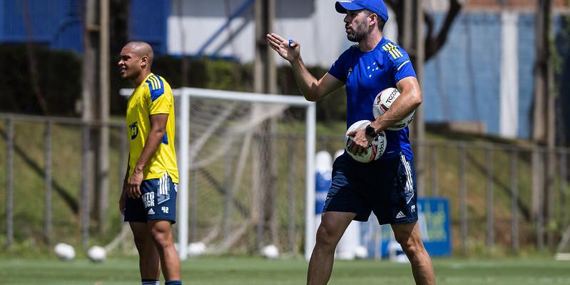 Autor de cinco gols nas últimas cinco vezes em que estava em campo, Vitor Roque é uma das esperanças de Paulo Pezzolano para vencer o Athletic (Gustavo Aleixo/Cruzeiro)