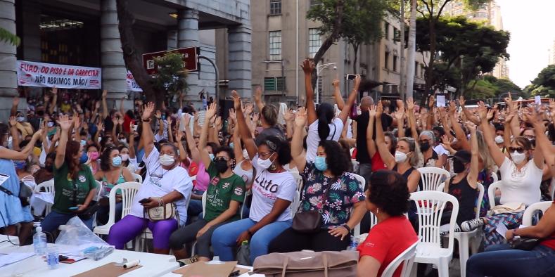 Professores de BH estão em greve desde o dia 16 de março (Sind-REDE / Divulgação)