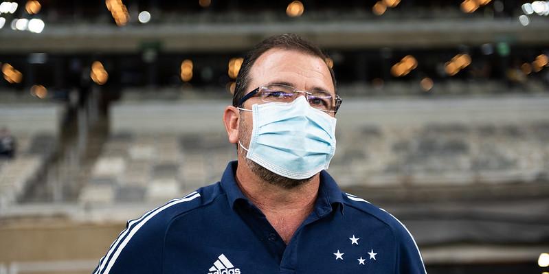 Enderson Moreira foi técnico do Cruzeiro entre março e setembro de 2020. (Foto: Bruno Haddad/Cruzeiro)