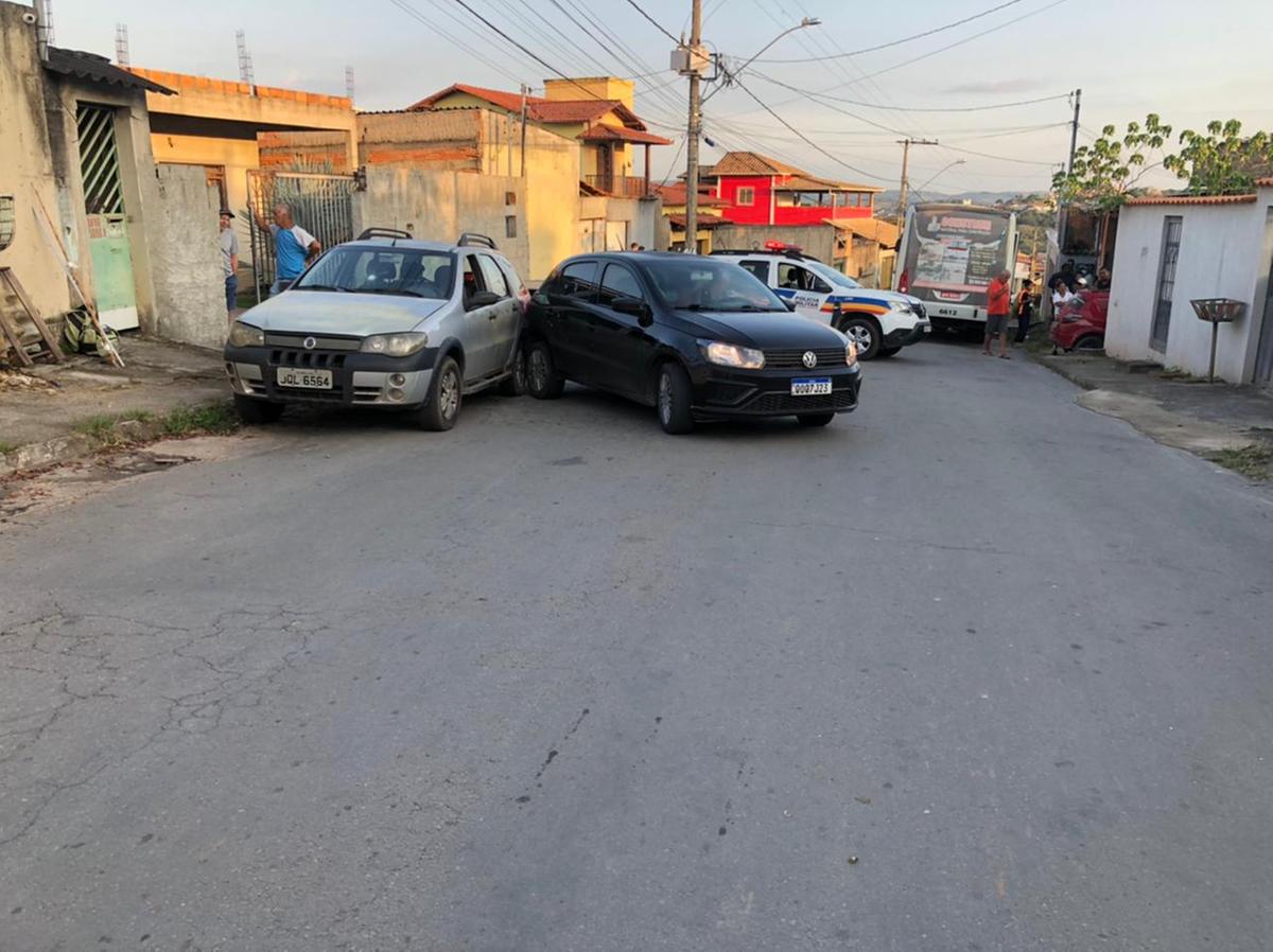Segundo a PM, teria sido rendido por homens encapuzados na entrada de casa (Reprodução/WhatsApp)