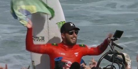 Brasileiro bateu Callum Robson na final e agora lidera ranking mundial (Reprodução/Twitter)