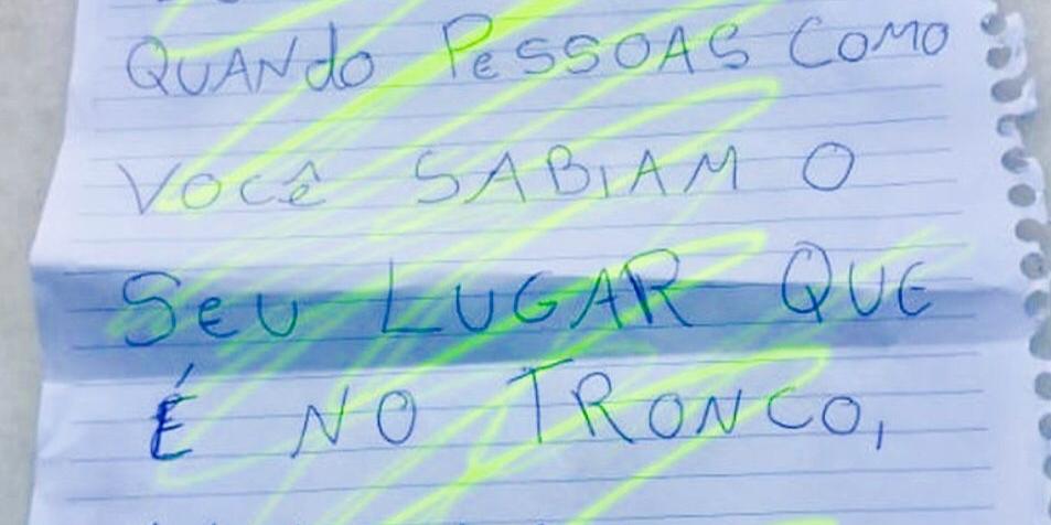 Bilhetes anônimos contém mensagens racistas e ameaças (Arquivo pessoal / Divulgação )