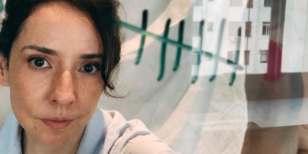 Jornalista e escritora nascida em Belo Horizonte, Sabrina Abreu tem seis livros publicados (Editora Gulliver/Divulgação)