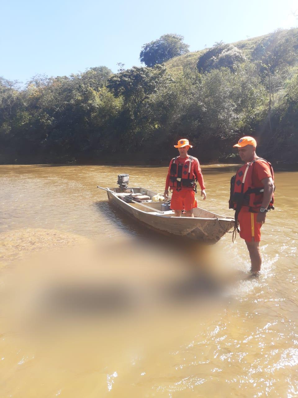 Vítima de 49 anos se afogou no sábado (7), na zona rural de Ritápolis, em São João Del Rei (CBMMG / Divulgação)