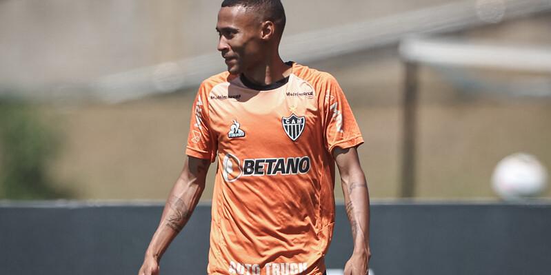 Anunciado pelo Atlético no início deste ano, Ademir tem sido acionado pelo técnico Turco em quase todas as partidas. Em 27 duelos do Alvinegro, ele entrou em 25. (Foto: Pedro Souza / Atlético)