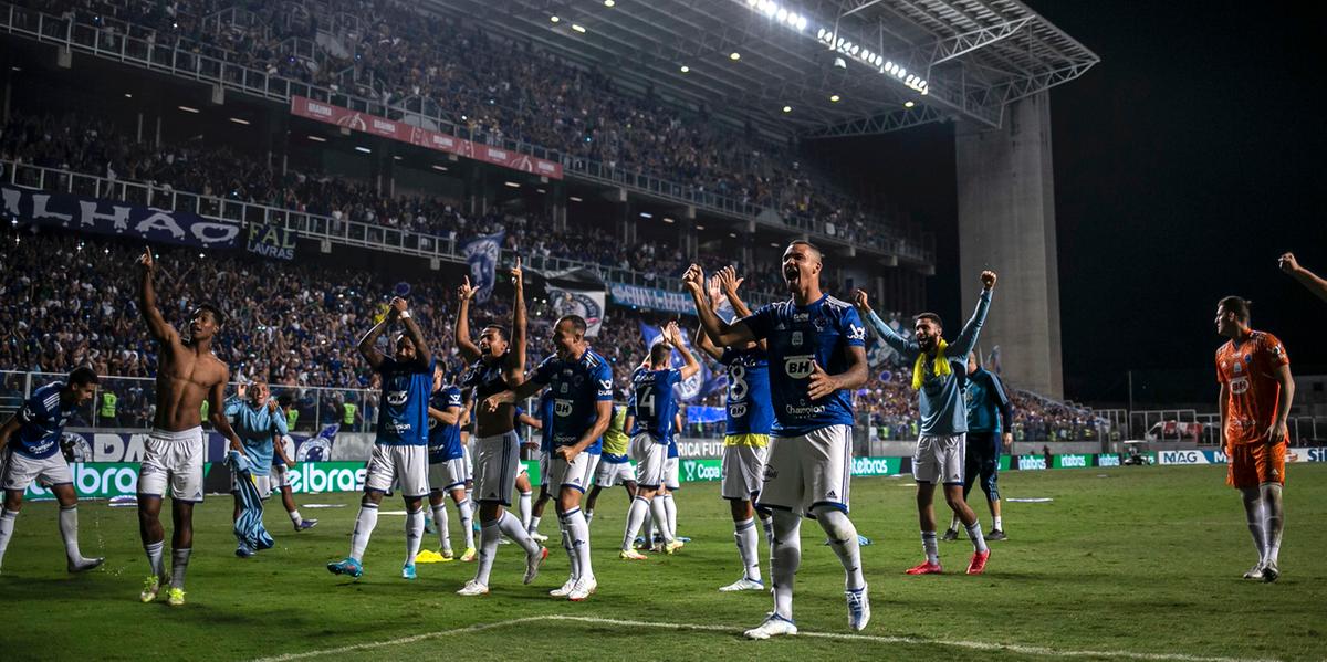 Jogadores do Cruzeiro comemoram classificação na Copa do Brasil em cima do Remo (Staff Images)