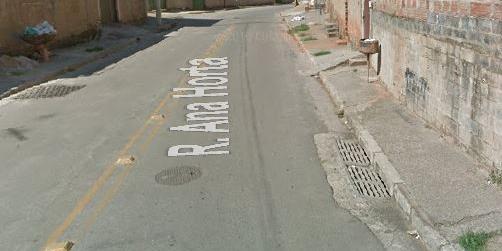 Vítima foi encontrada na rua Ana Horta, no bairro Goiânia, região Noroeste da Capital (Reprodução/Google Street View)