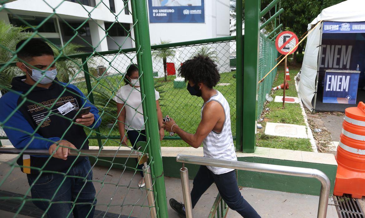 Termina neste sábado prazo de inscrição para o Enem 2022 - Hoje em Dia