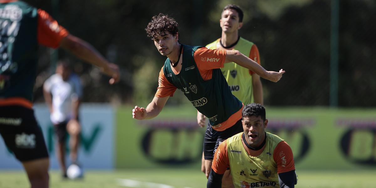 Atlético terá de volta os titulares, como Hulk e Nacho (Pedro Souza / Atlético)