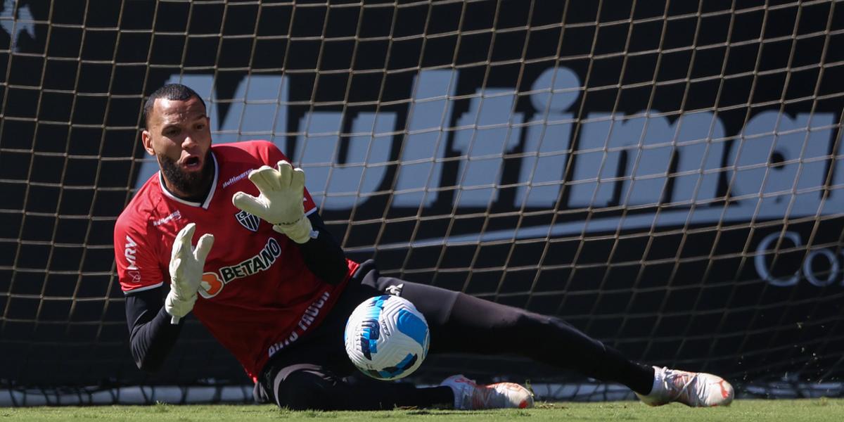 Everson volta ao time após duas partidas fora por conta da Covid-19 (Pedro Souza / Atlético)