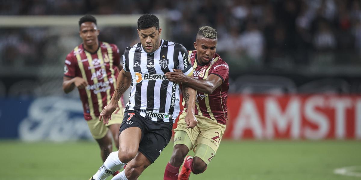 Atacante Hulk teve atuação discreta no revés para o time colombiano no Mineirão (Pedro Souza / Atlético)