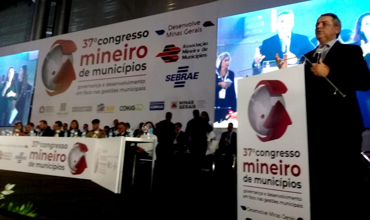Presidente eleito da AMM, Marcos Vinícius da Silva Bizarro, prefeito de Coronel Fabriciano (Eugênio Gurgel / Divulgação)