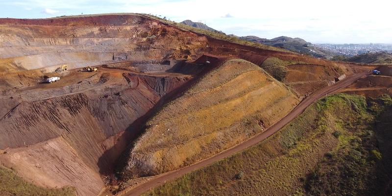 Área de mineração da Gute Sichit na Serra do Curral (Amir Martins/PBH)