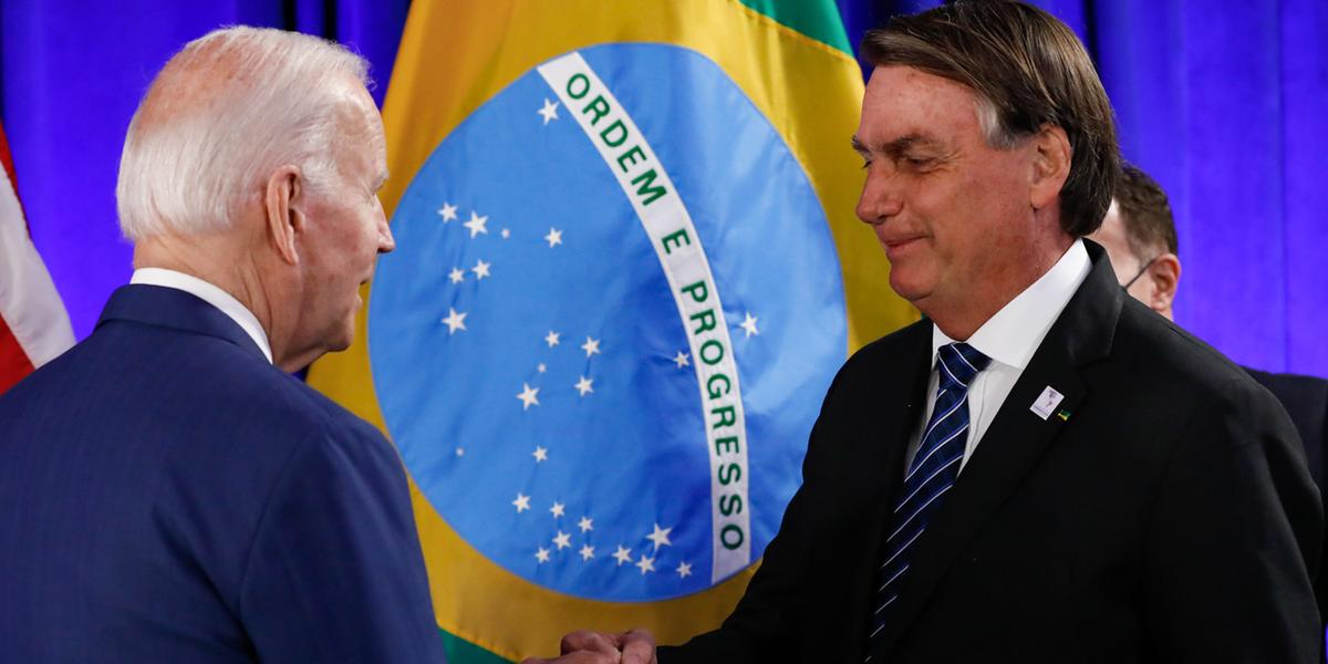 Bolsonaro durante encontro com o presidente dos Estados Unidos, Joe Biden (Alan Santos/PR)