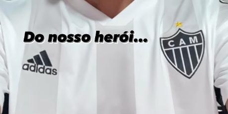Jogador apareceu na rede social da esposa usando novo modelo de camisa (Reprodução/Instagram)