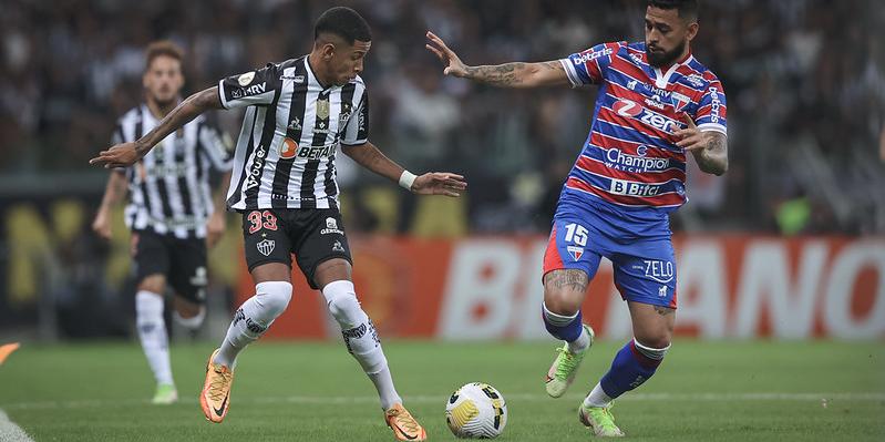 Jovem jogador foi titular do Atlético no duelo diante do Fortaleza no último sábado (25) (Pedro Souza / Atlético)