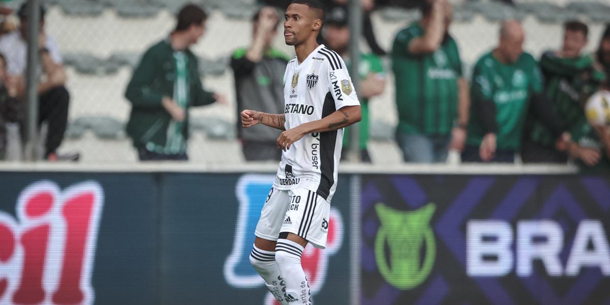 Ademir esteve em campo pelo Galo no último sábado, contra o Juventude (Pedro Souza / Atlético)