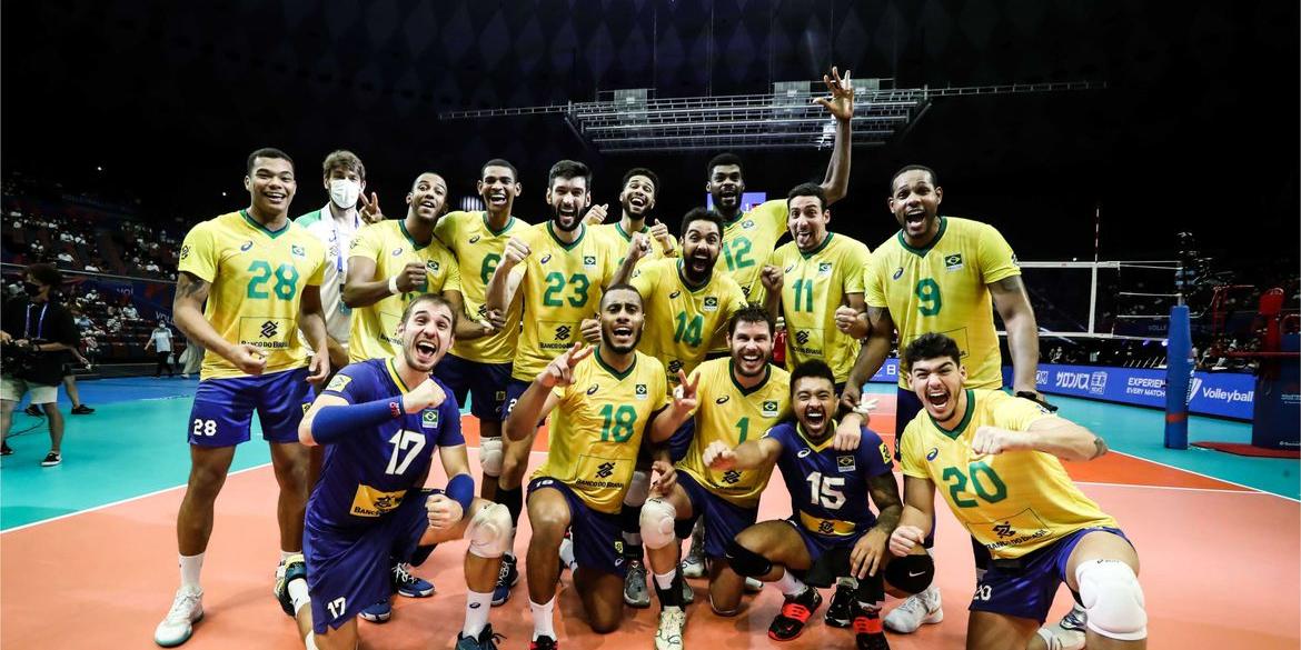 Vitória por três sets a um encaminha classificação às quartas de final (FIVB/Divulgação)