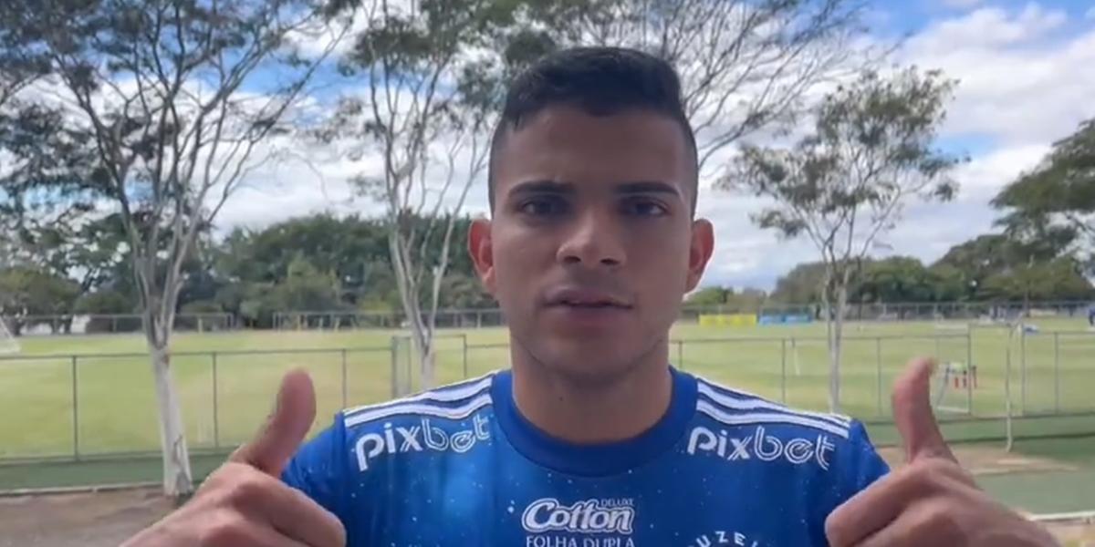 O atacante Bruno Rodrigues pertence ao Tombense, mas estava no Famalicão-POR (Reprodução/Cruzeiro )