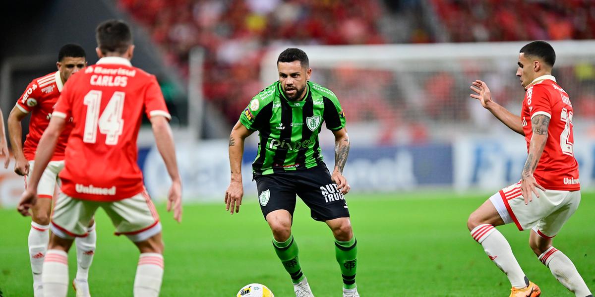 (Mourão Panda / América)