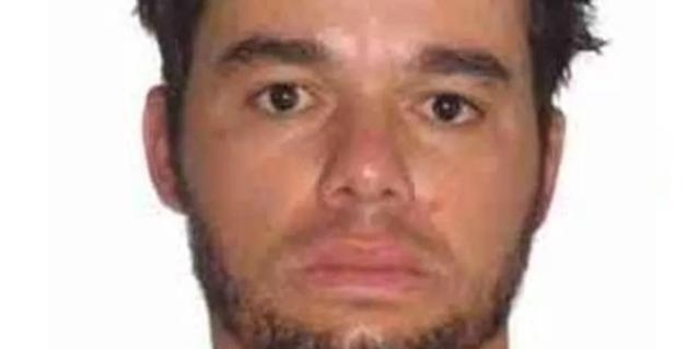A polícia está à procura de Hervane Carlos de Jesus Rezende, de 35 anos (Reprodução)