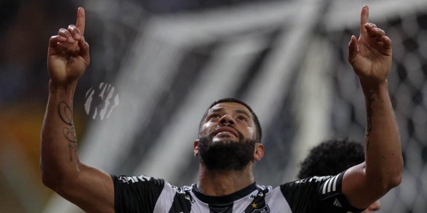 Hulk comemorou 100 jogos com a camisa do Galo (Reprodução Instagram)