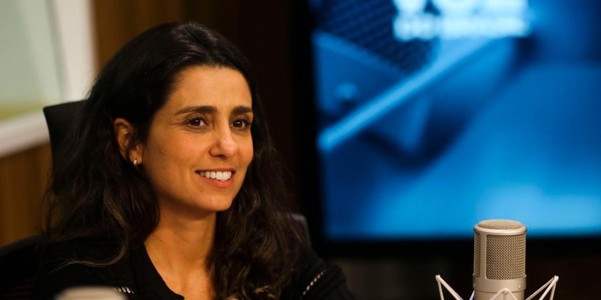 Diretora-presidente da Agência Nacional de Energia Elétrica (Aneel), Camila Bomfim (Valter Campanato/Agência Brasil)