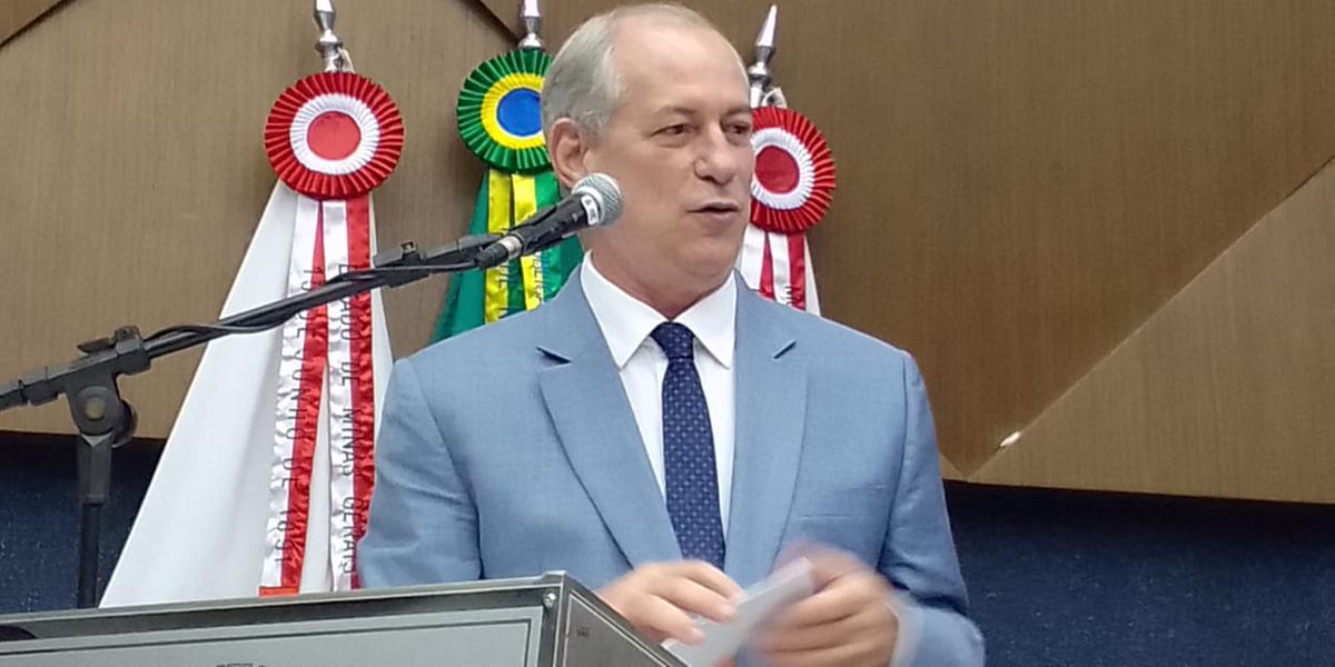 Ciro Gomes (PDT) participou de uma cerimônia na Câmara Municipal de BH nesta sexta (15) (Hermano Chiodi / Hoje em Dia)